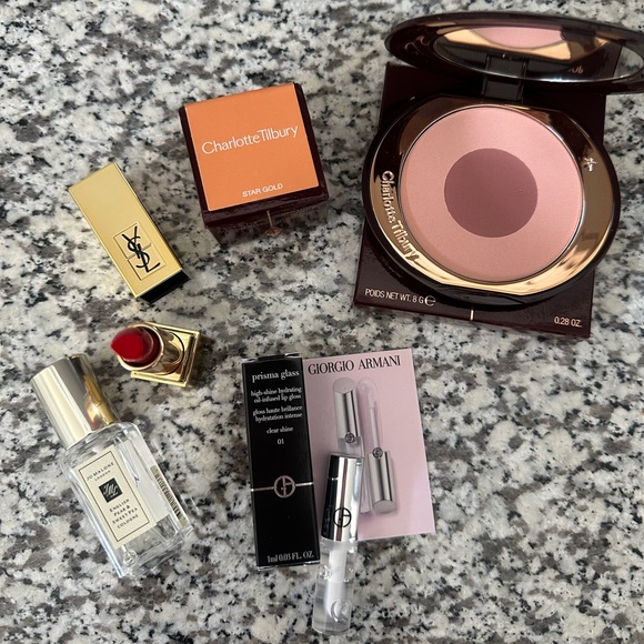 Random Goodies - Picture 4 of 8